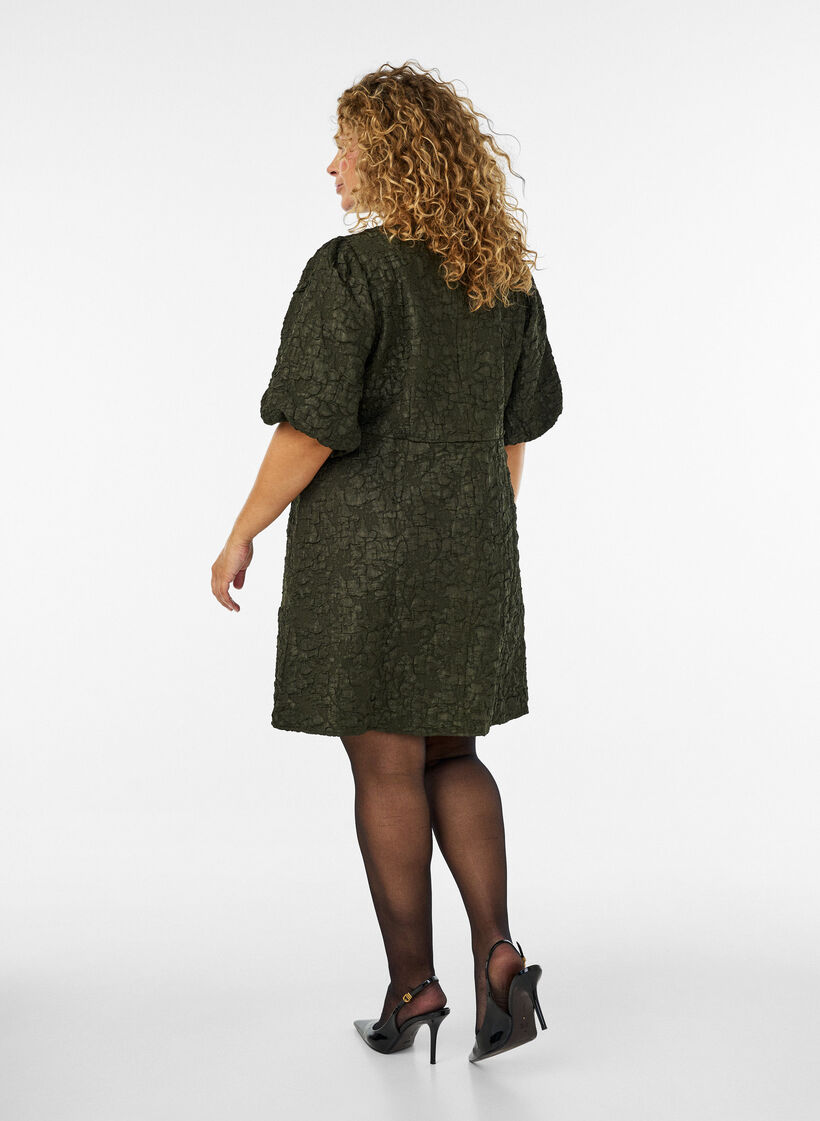 Kleid aus Jacquard mit Puff&auml;rmeln und A-Linie, Gr&uuml;n, Model image number 2