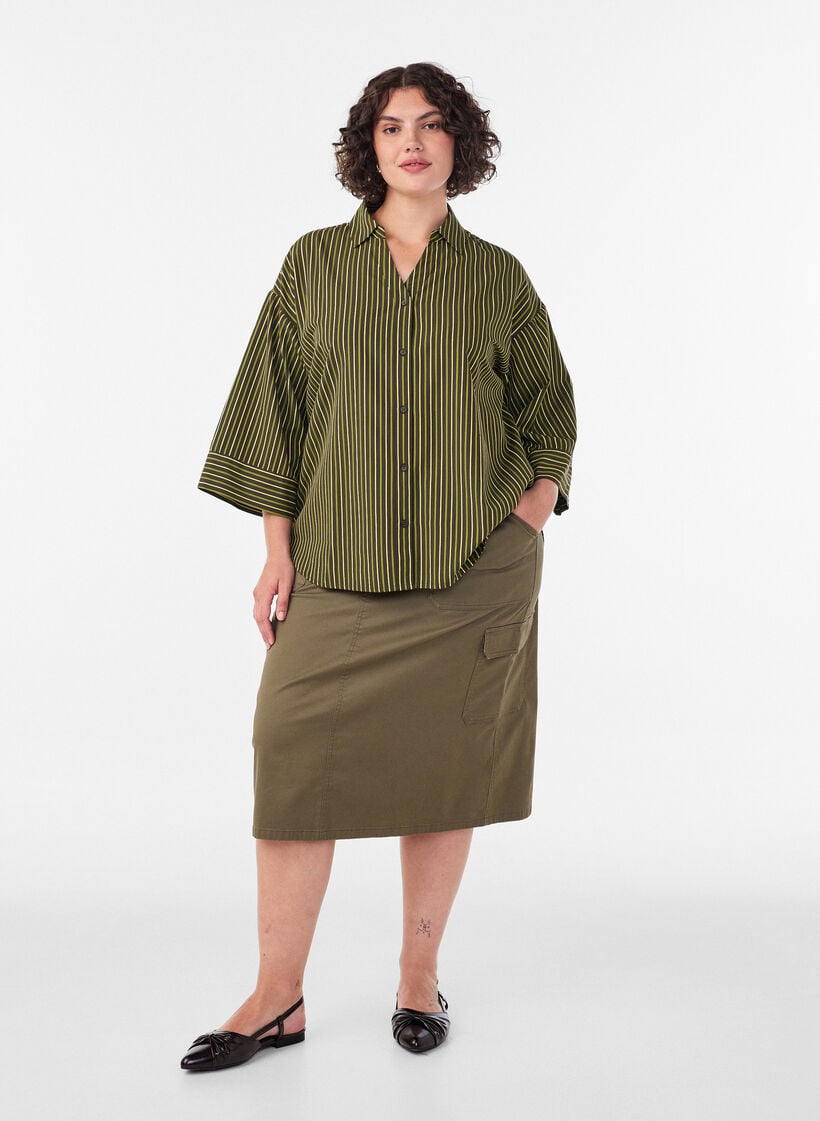 Lockere gestreifte Bluse mit 3/4-&Auml;rmeln, Gr&uuml;n, Model image number 1
