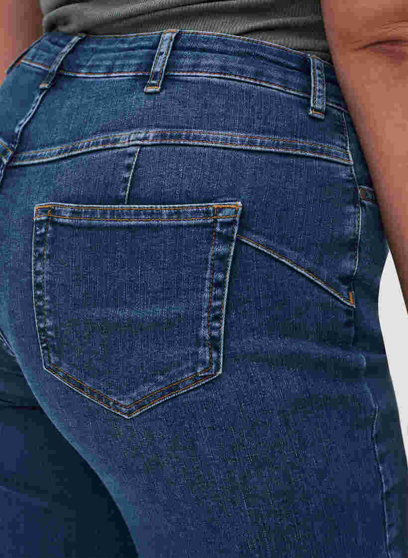 Hochtaillierte Gemma Jeans mit Push-Up, Blue denim, Model image number 3