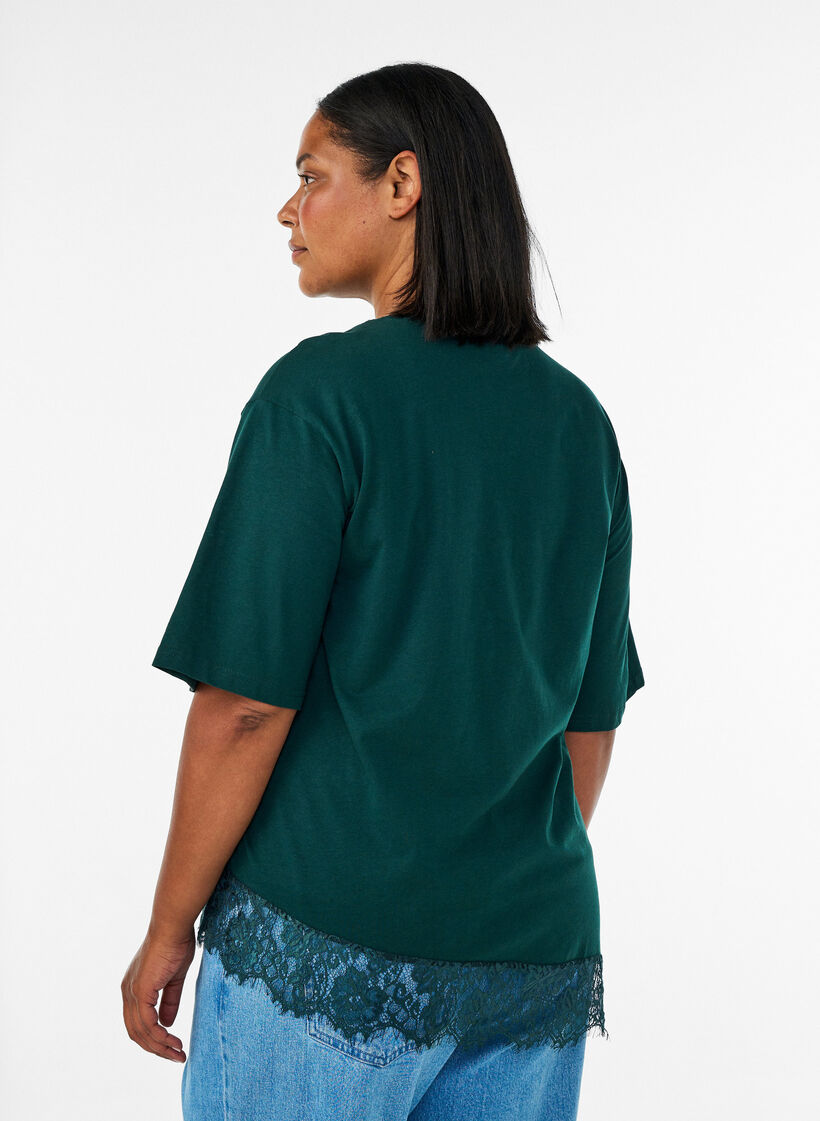 T-Shirt mit asymmetrischem Spitzensaum, Gr&uuml;n, Model image number 2