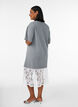 Lockeres T-Shirt-Kleid mit Spitzen, Grau, Model image number 1