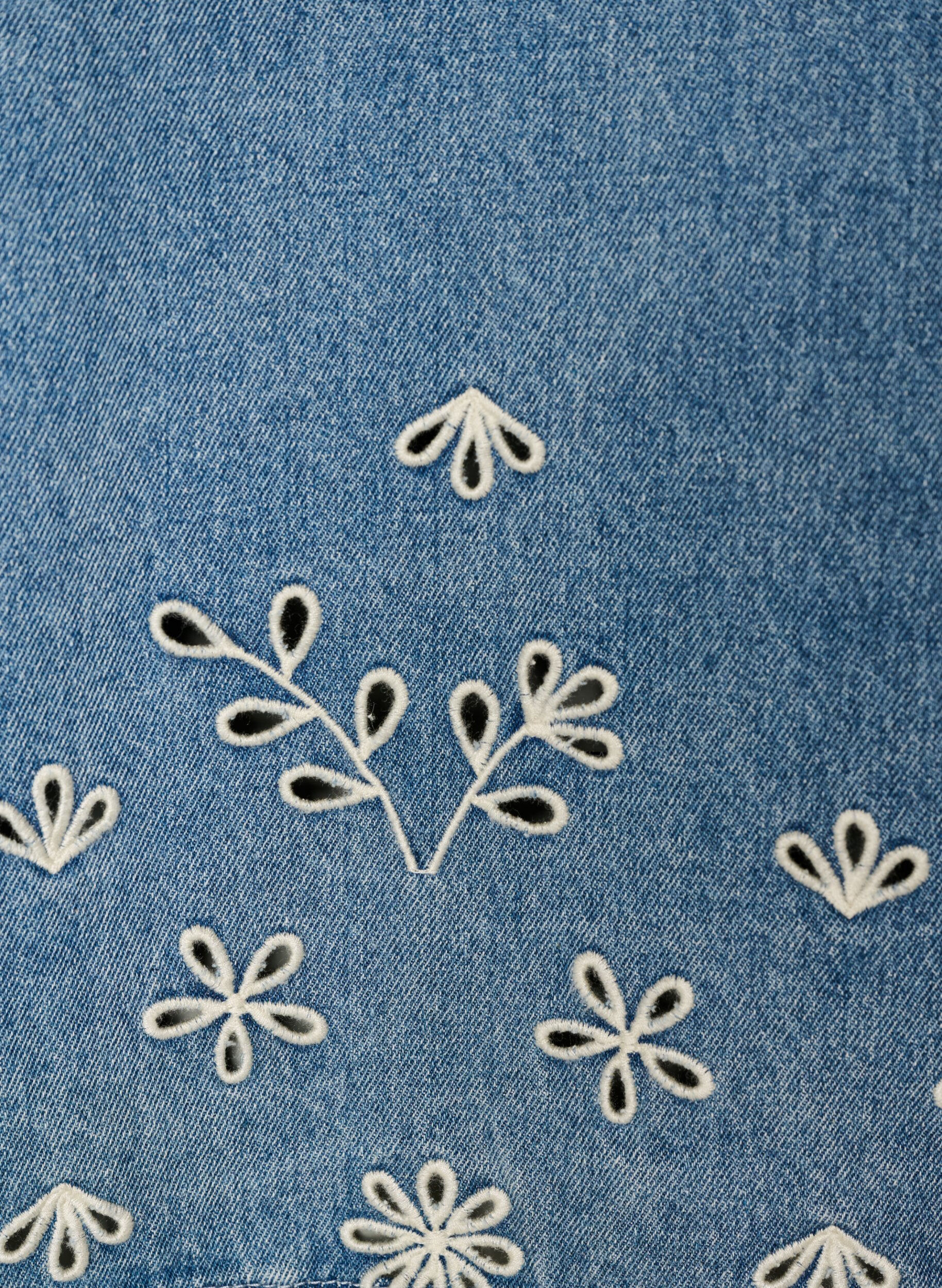 Zizzi Kurz&auml;rmelige Jeansbluse mit Lochstickerei, Blau, Packshot image number 3
