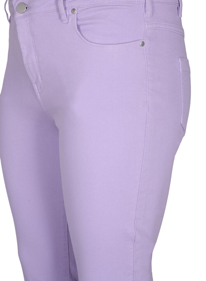 Eng anliegende Emily Capri-Hose, Lavender, Packshot image number 2