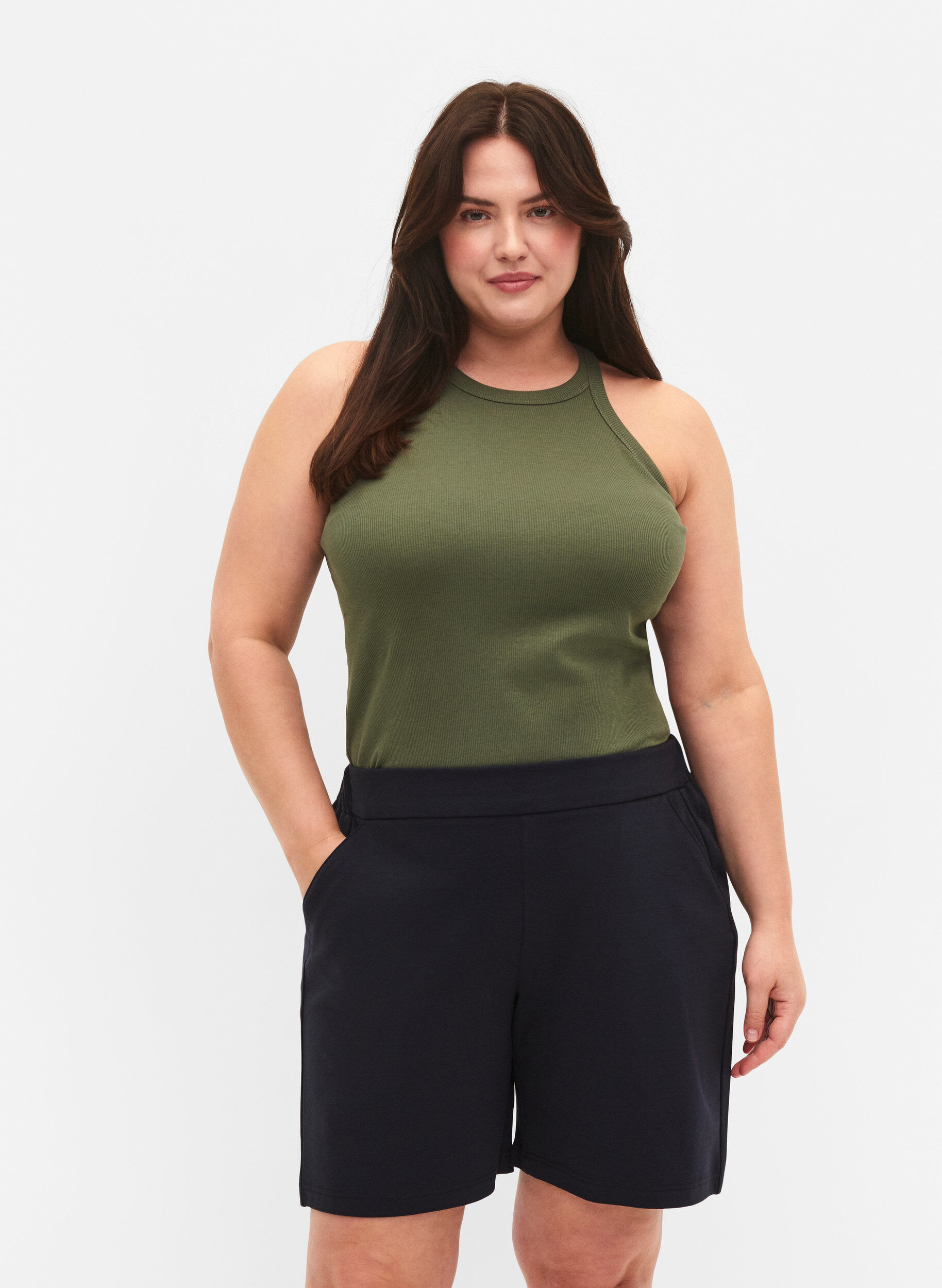 Zizzi Maddison Shorts mit normaler Passform, Night Sky, Model image number 0