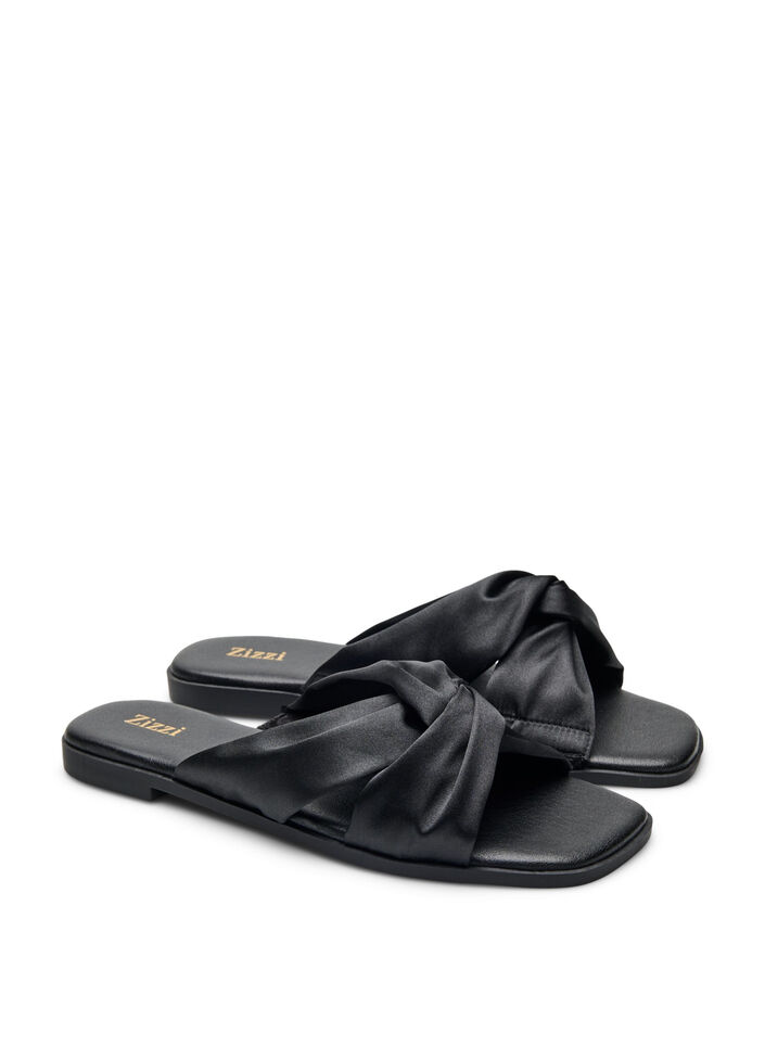 Flache Sandalen mit gekreuzten Satinriemen, Schwarz, Packshot image number 2