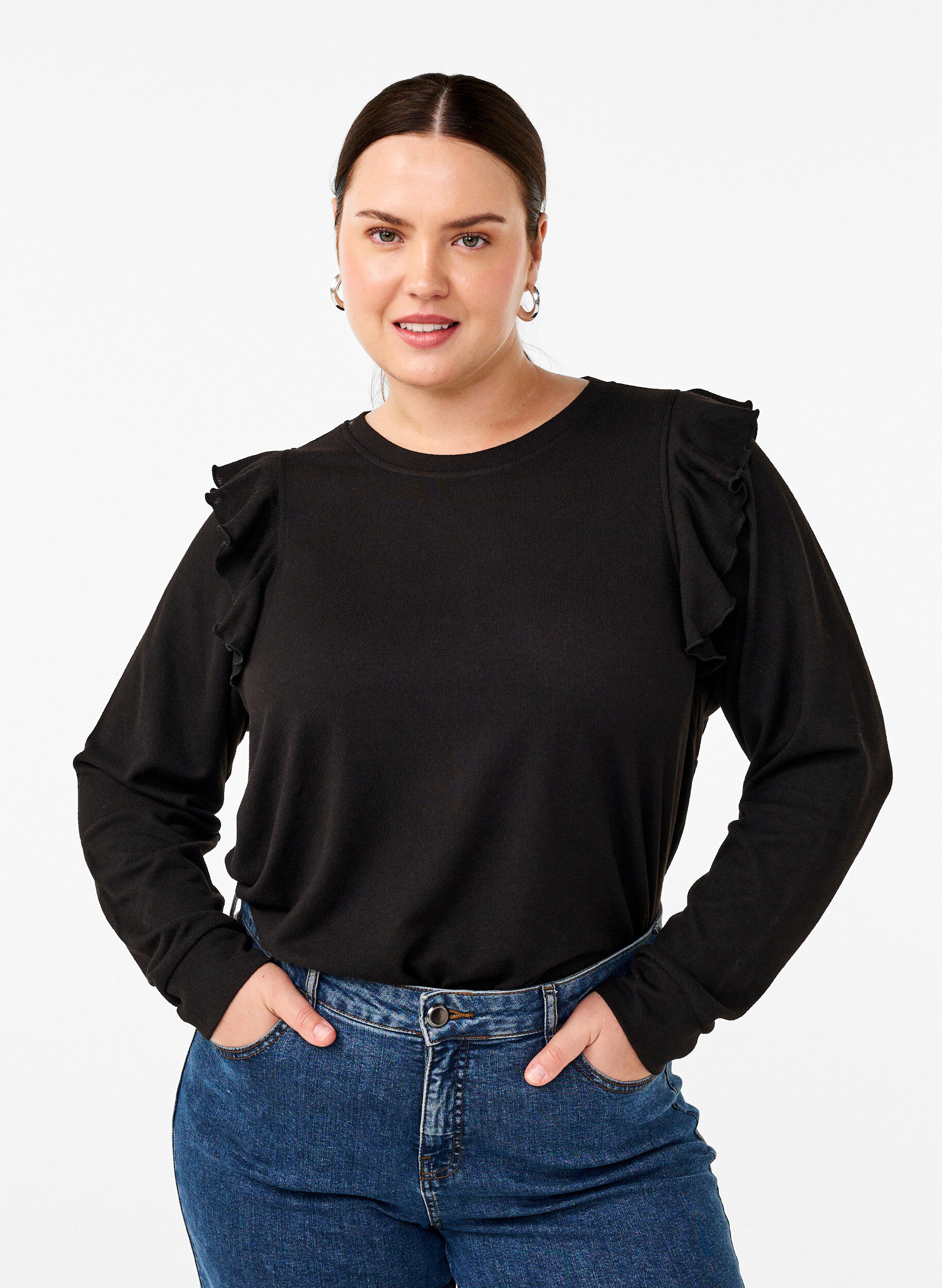 Zizzi  Lang&auml;rmelige Bluse mit R&uuml;schendetails, Black, Model image number 0