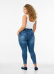 Cropped Amy Jeans mit Rei&szlig;verschluss, Blau, Model image number 1