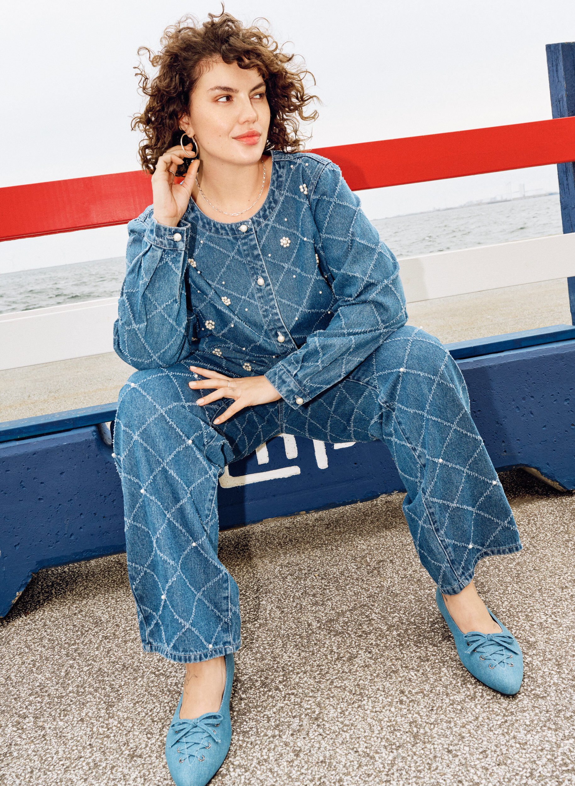 Kiana Jeans mit hoher Taille und abgenutzter Optik