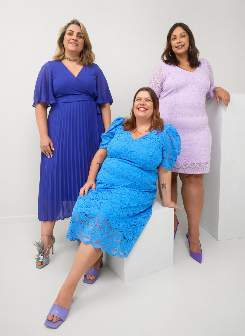 Spitzenkleid mit V-Ausschnitt und langen Ärmeln, Pastel Lilac, Image image number 0