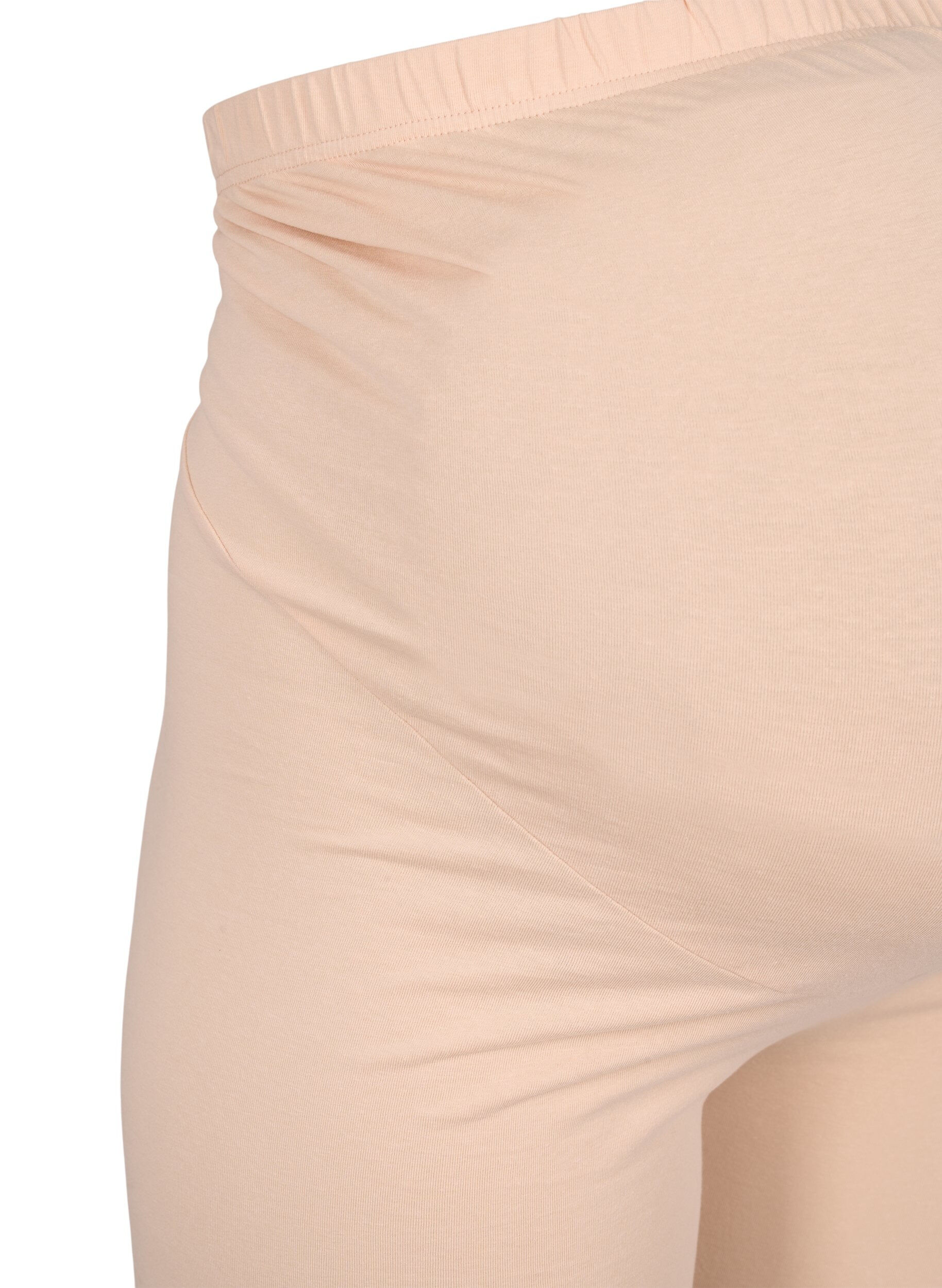 Zizzi Eng anliegende Umstandsshorts aus Baumwolle, Beige, Packshot image number 2