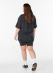 Eng anliegende Shorts aus Jersey in Washed-Optik, Schwarz, Model image number 1