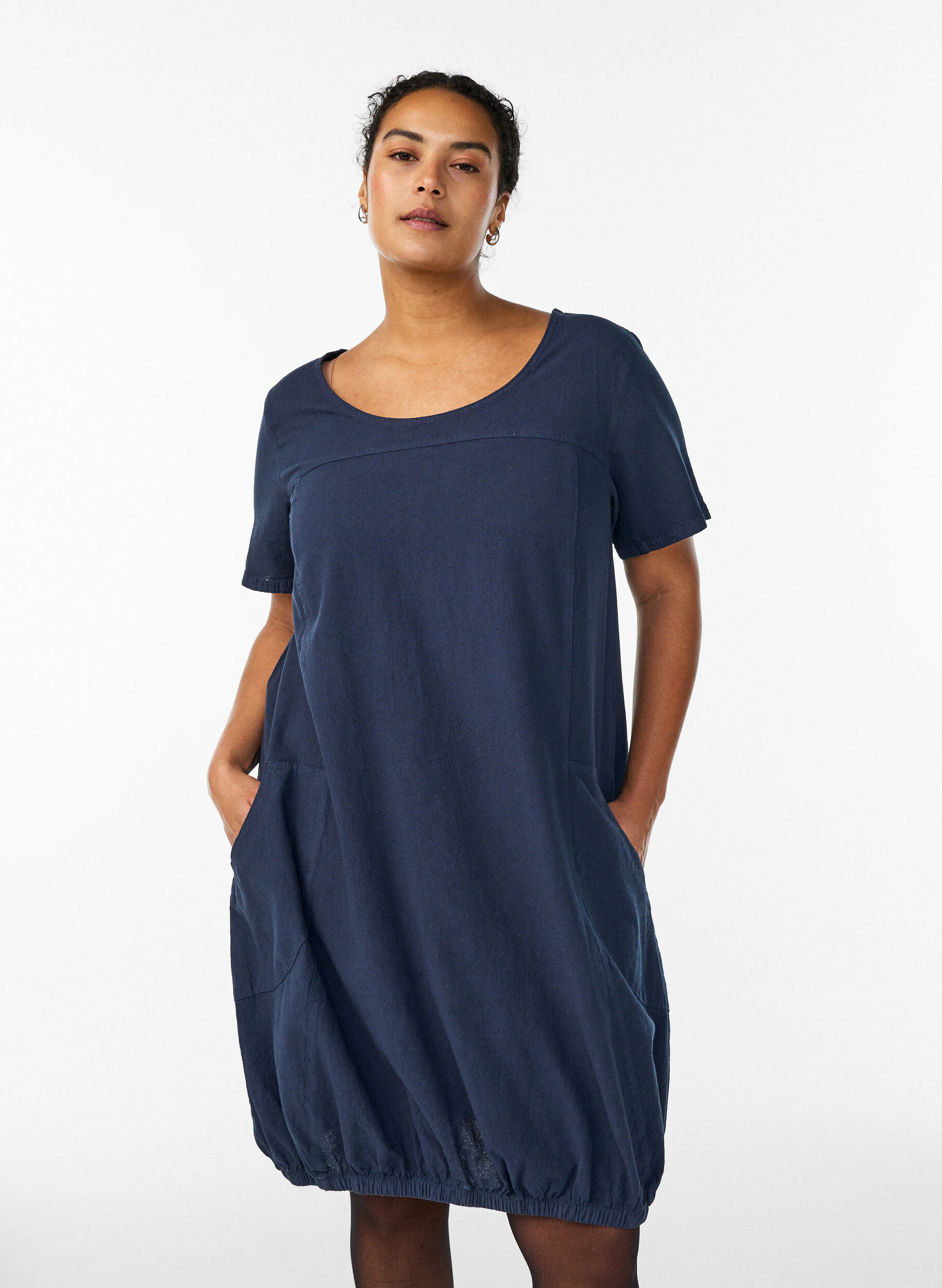 Zizzi Kurzarm Kleid aus Baumwolle, Blau, Model image number 0