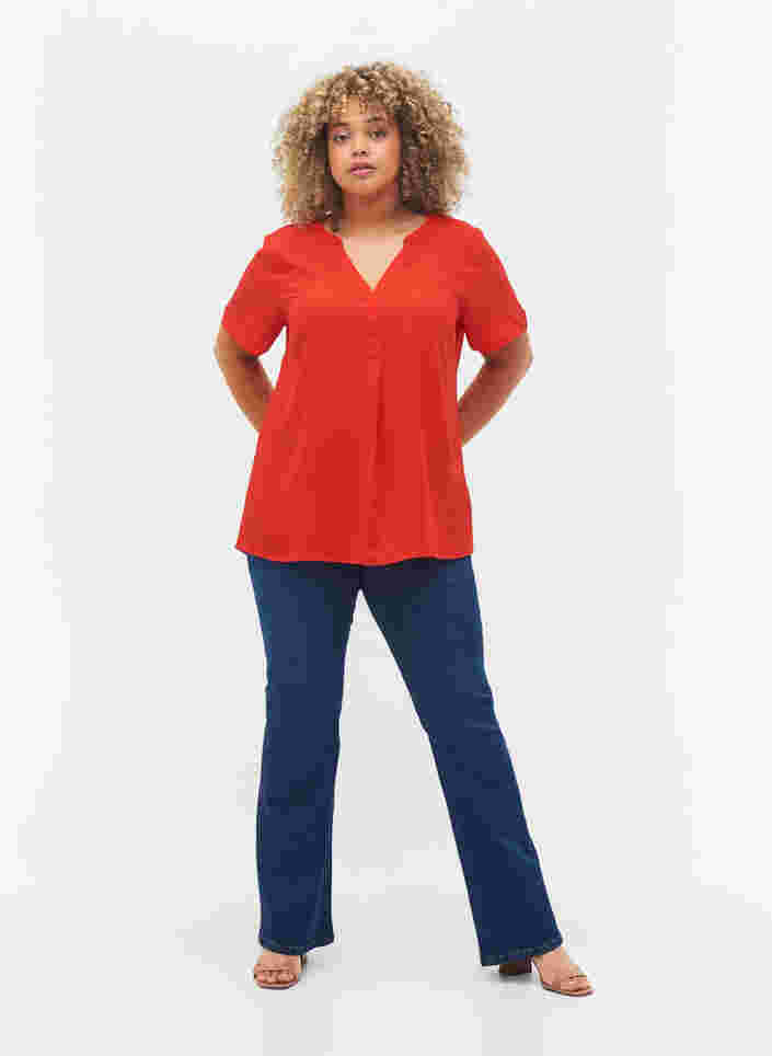 Kurzärmelige Bluse mit V-Ausschnitt, Fiery Red, Model image number 2