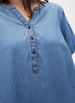 Jeanskleid mit Schlitz und kurzen Ärmeln, Blue denim, Model image number 2