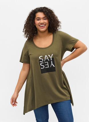 Kurzarm T-Shirt aus Baumwolle mit A-Linie, Ivy Green YES, Model image number 0
