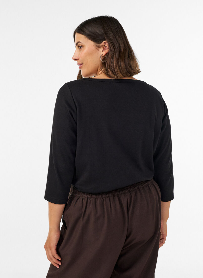 Basic-T-Shirt mit U-Boot-Ausschnitt und 3/4-&Auml;rmeln, Schwarz, Model image number 2