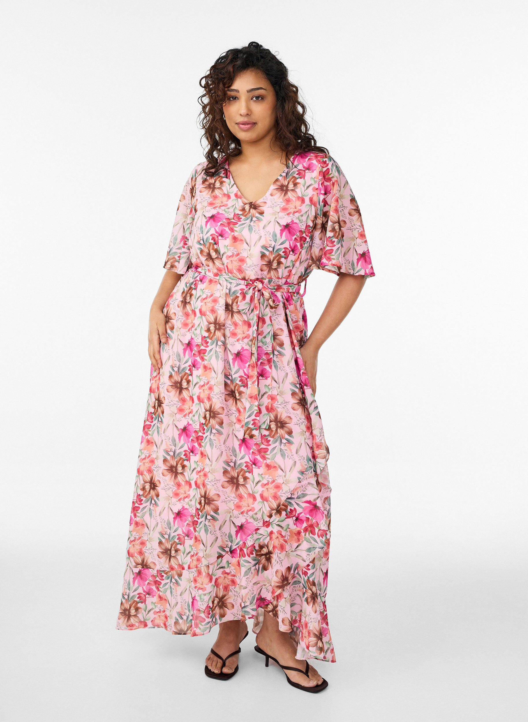 Zizzi Maxikleid aus Chiffon mit V-Ausschnitt und R&uuml;schensaum, Rot, Model image number 0