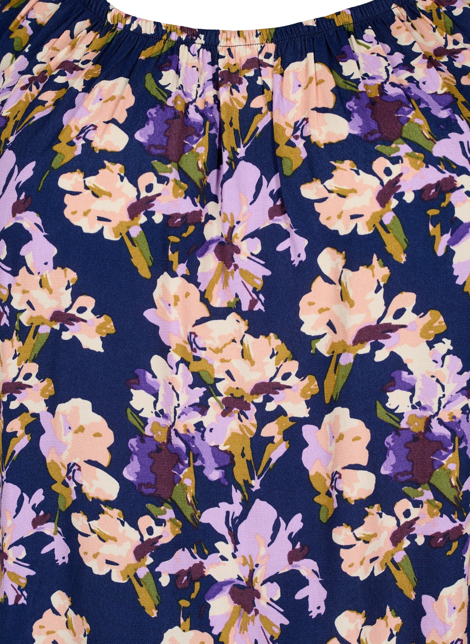 Zizzi Bluse aus Viskose mit Blumenmuster und kurzen &Auml;rmeln, Small Flower AOP, Packshot image number 2