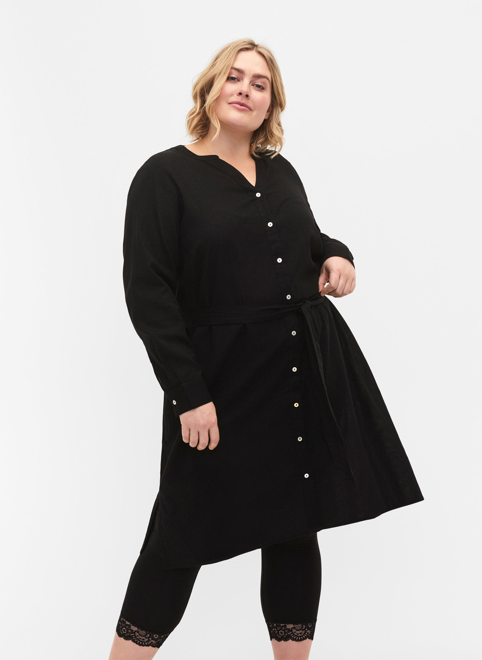 Zizzi Hemdkleid mit langen &Auml;rmeln, Black, Model image number 0