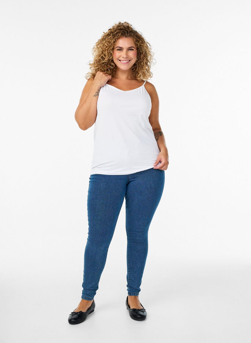 Basic-Spaghettitr&auml;ger-Top aus Baumwolle, Wei&szlig;, Model image number 1
