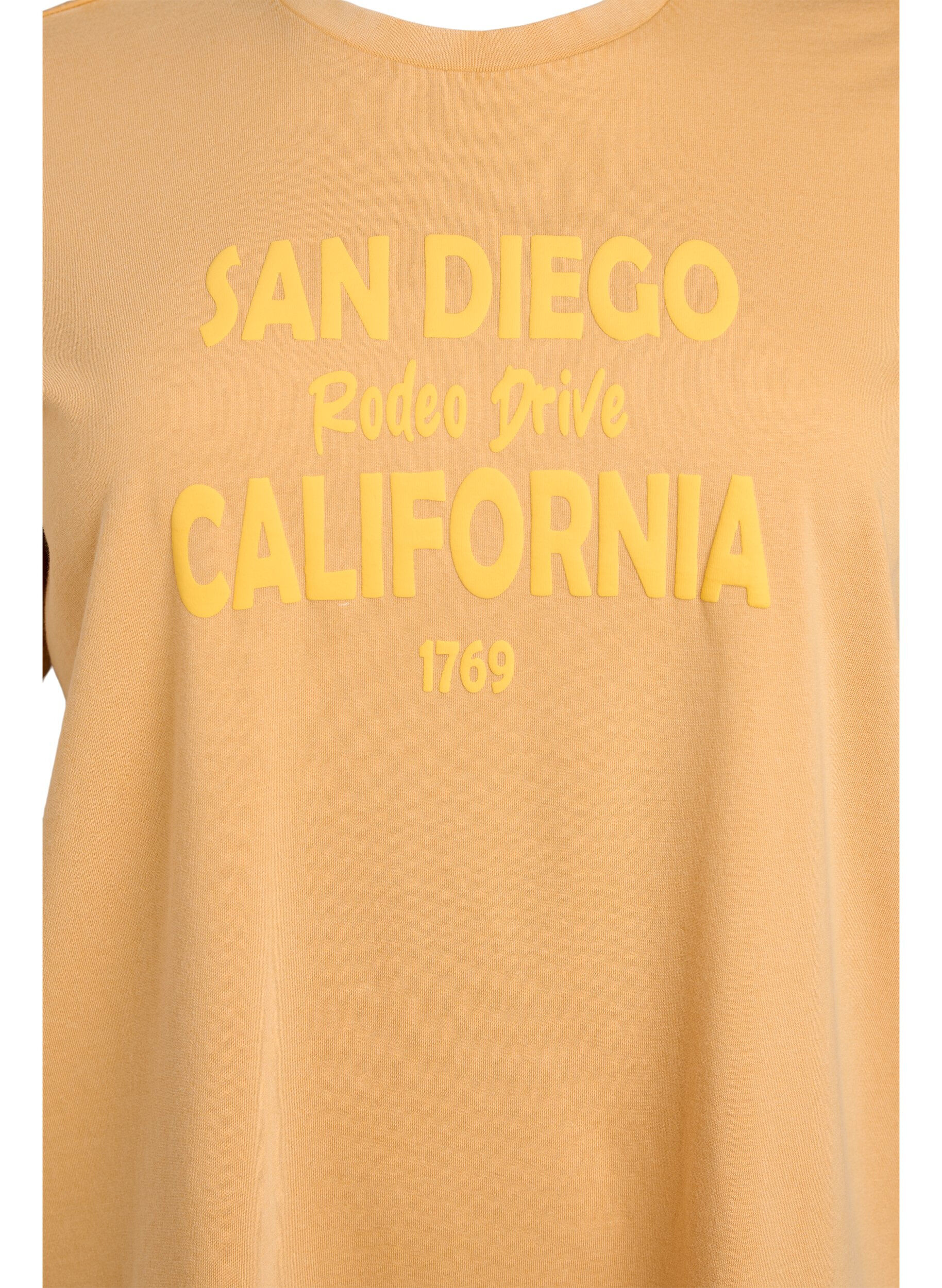 Zizzi T-Shirt aus Bio-Baumwolle mit coolem Print, Gelb, Packshot image number 2