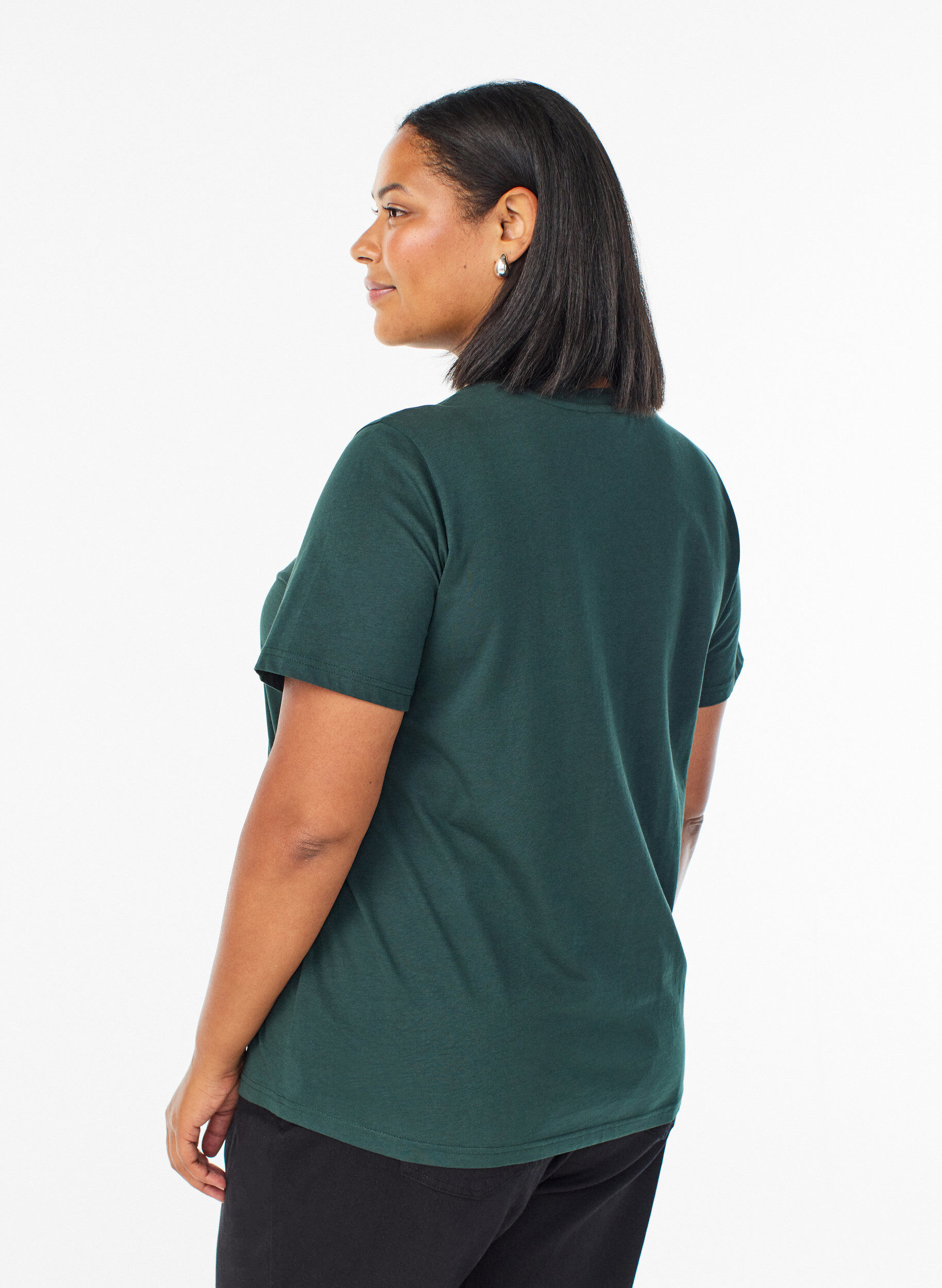 ZizziBasic-T-Shirt aus Baumwolle mit Rundhalsausschnitt, Gr&uuml;n, Model image number 2