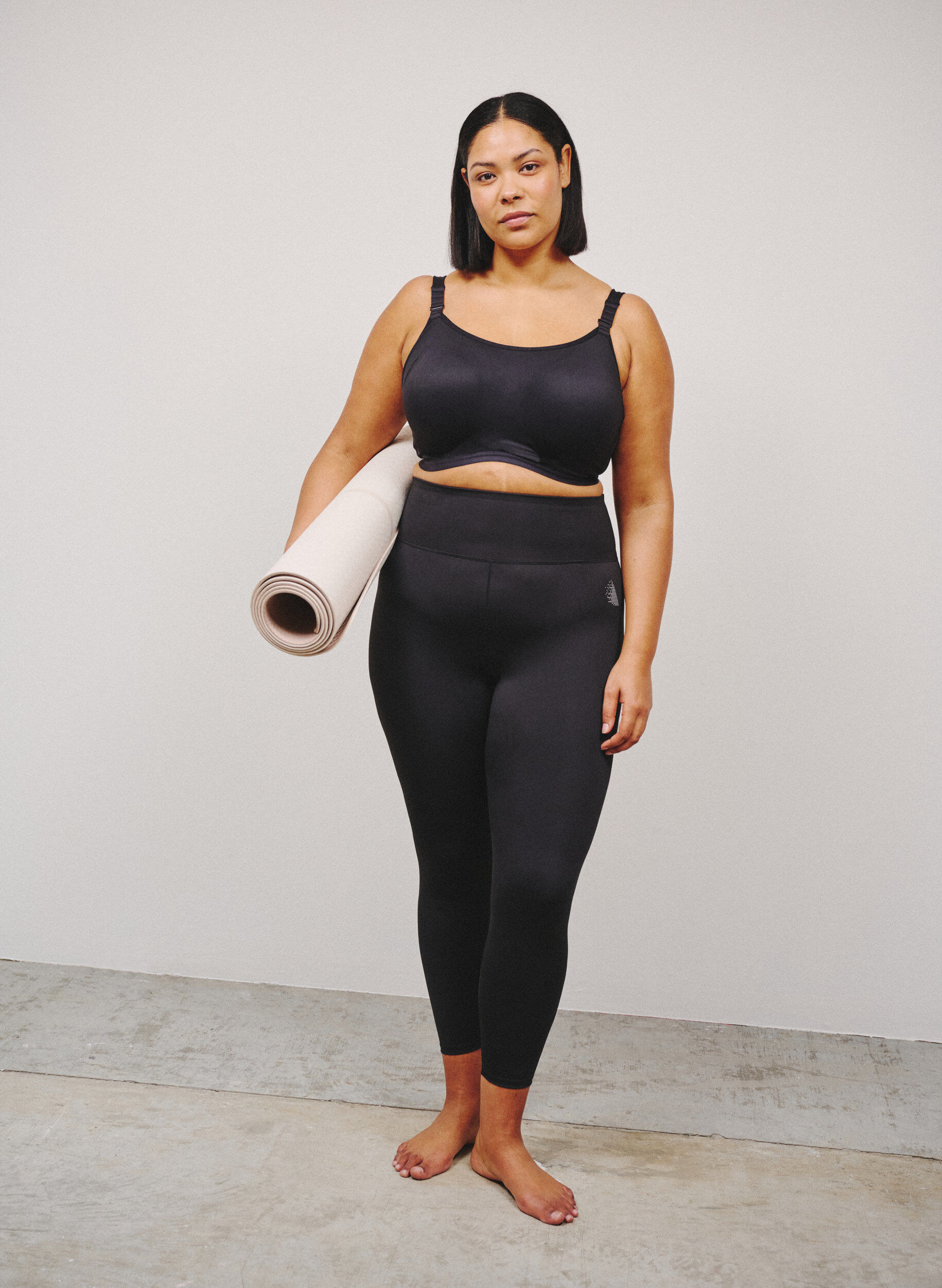 ZizziTrainingstights mit hoher Taille und Tasche im Bund, Schwarz, Image image number 0