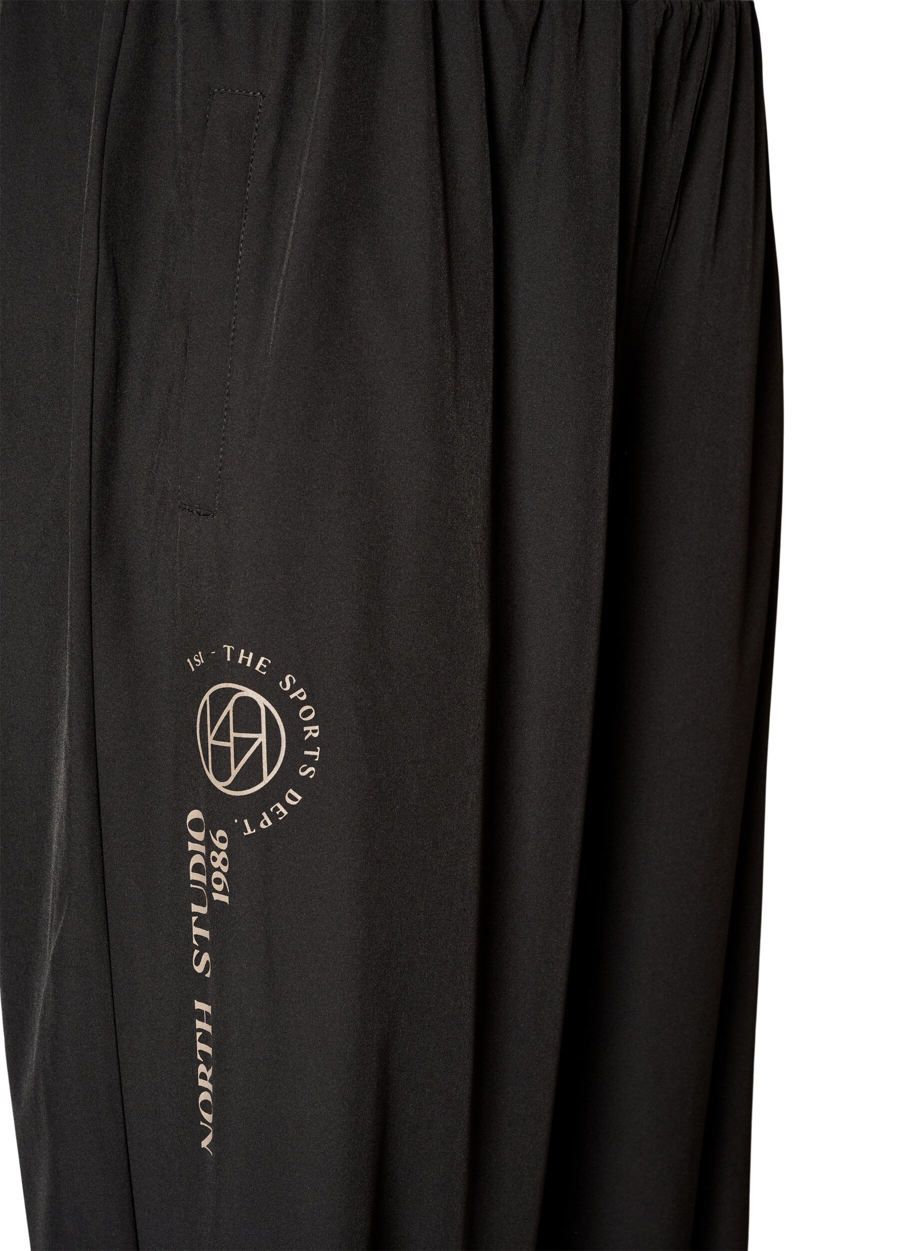ZizziTrainingshose mit Ballonbeinen, Schwarz, Packshot image number 3