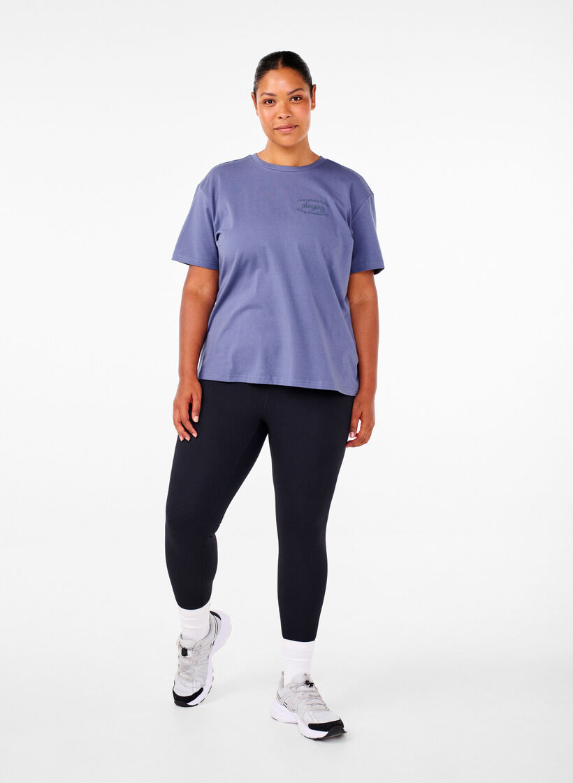 Sportliches T-Shirt aus Bio-Baumwolle, , Model image number 1
