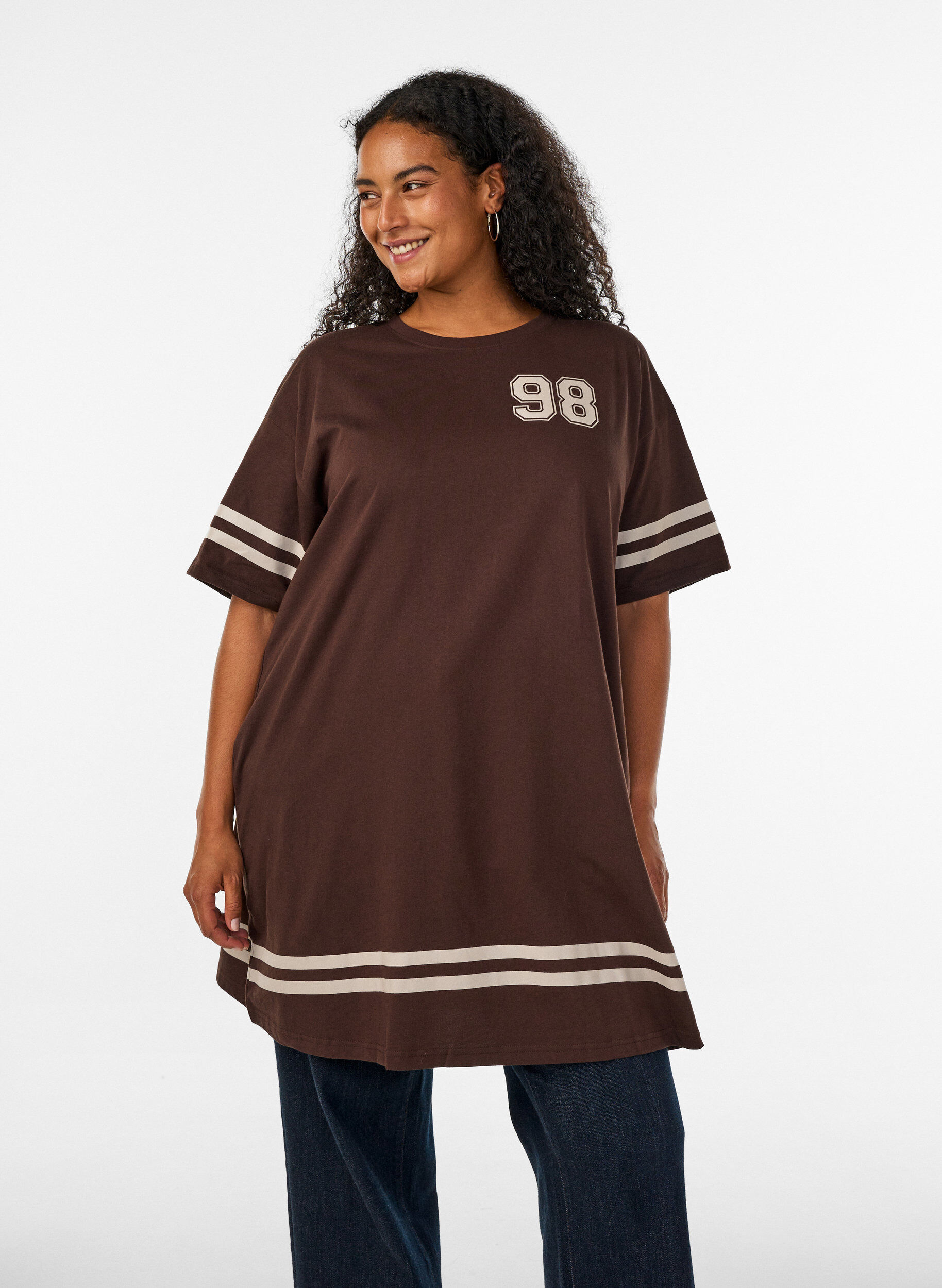 ZizziShort t-shirt dress with sporty details, Brown, Model image number 0
