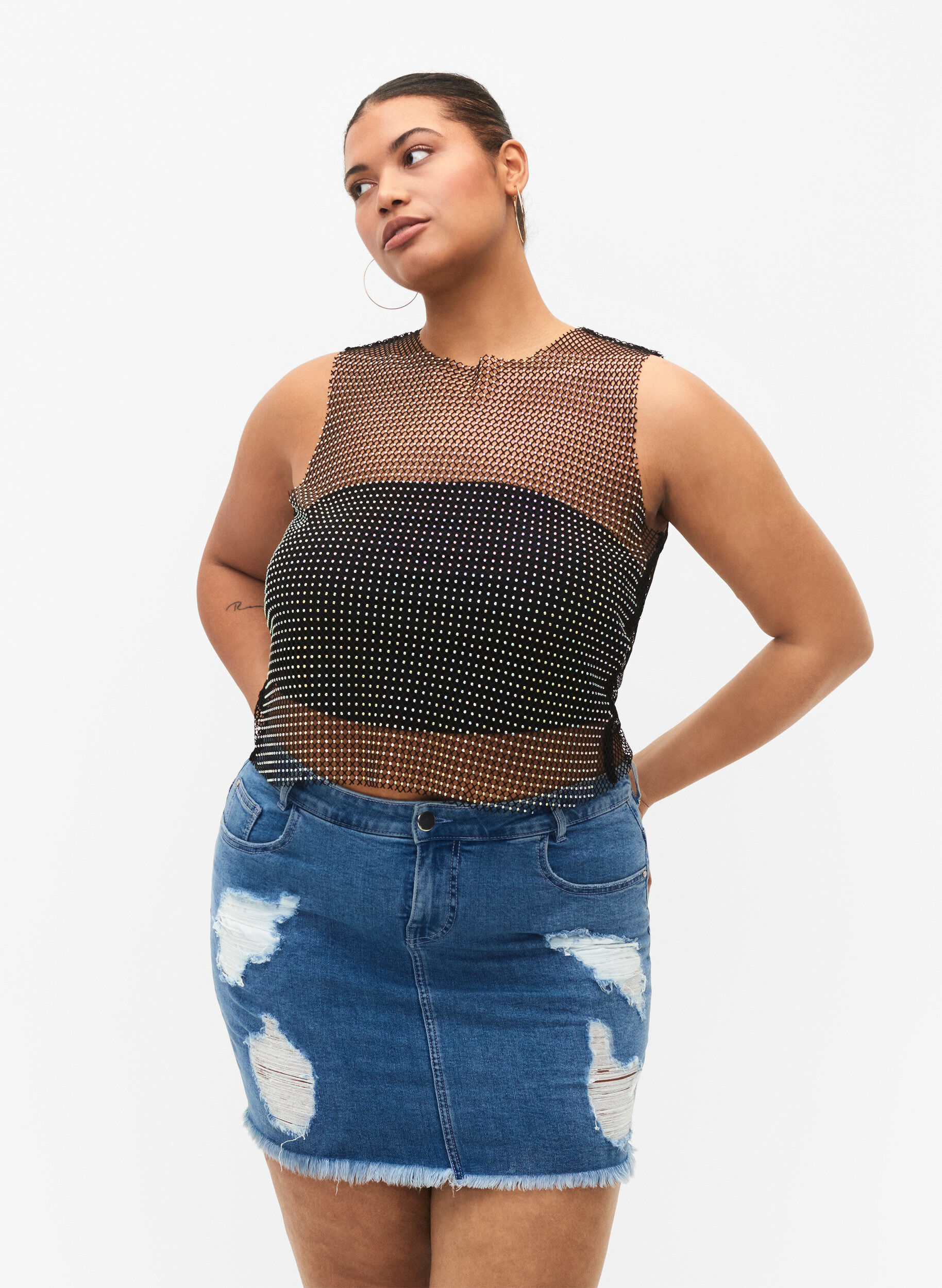 Zizzi Eng anliegender Jeansrock mit Schlitz, Blue denim, Model image number 0