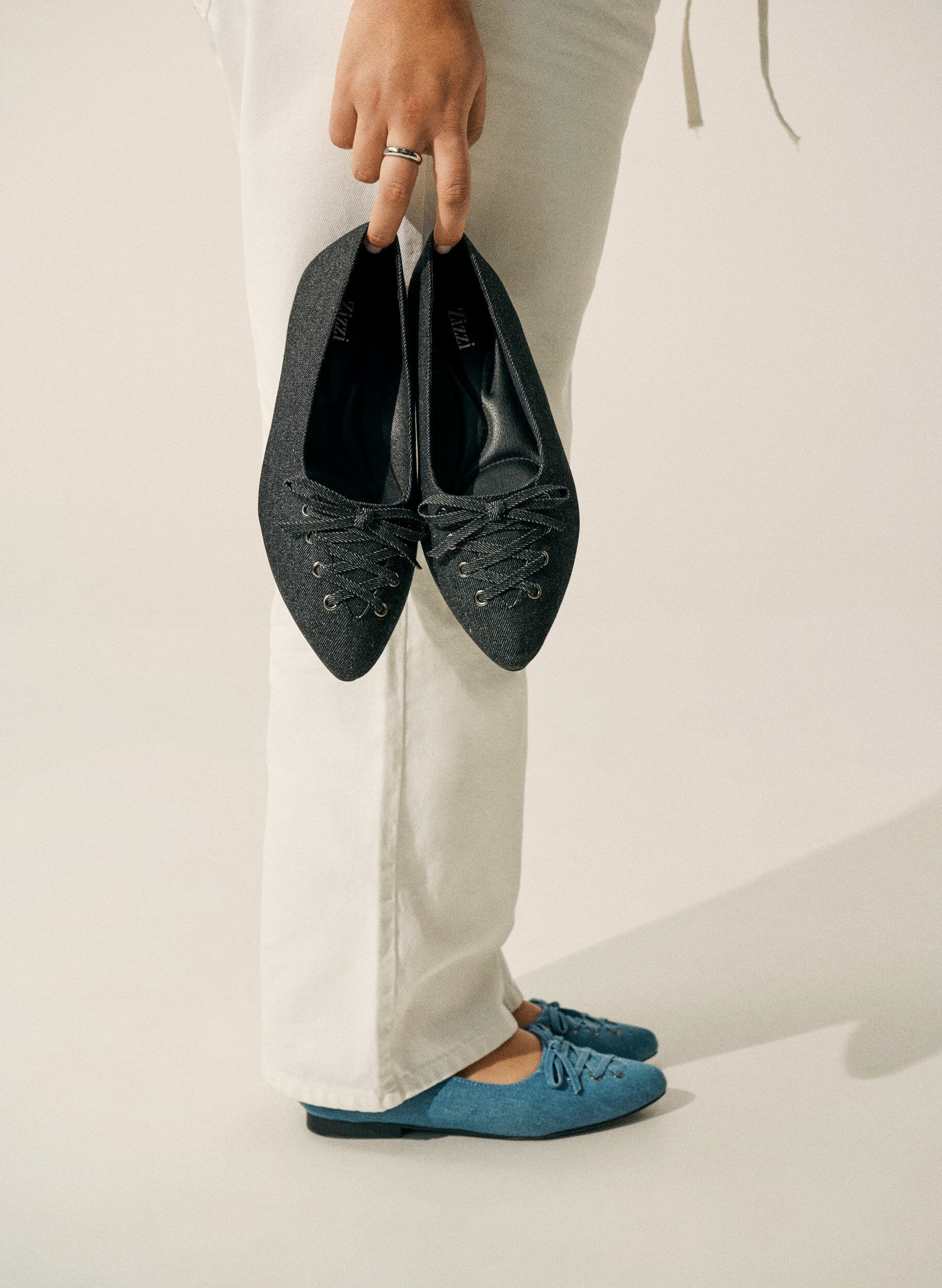 Zizzi Ballerina mit Schn&uuml;rdetail, Schwarz, Image image number 0