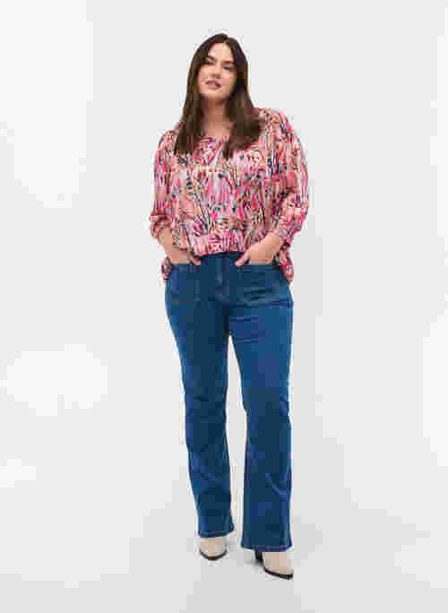 Ellen Bootcut Jeans mit großen Taschen