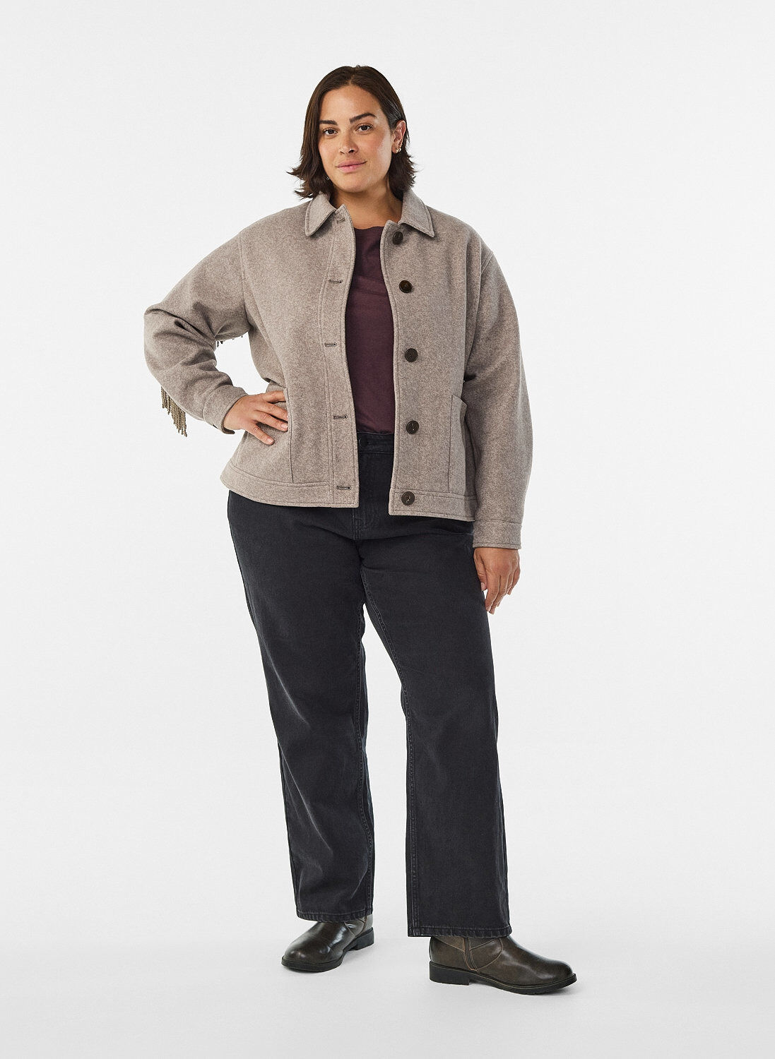 Zizzi Kurze Hemdjacke mit Fransen, Beige, Model image number 1