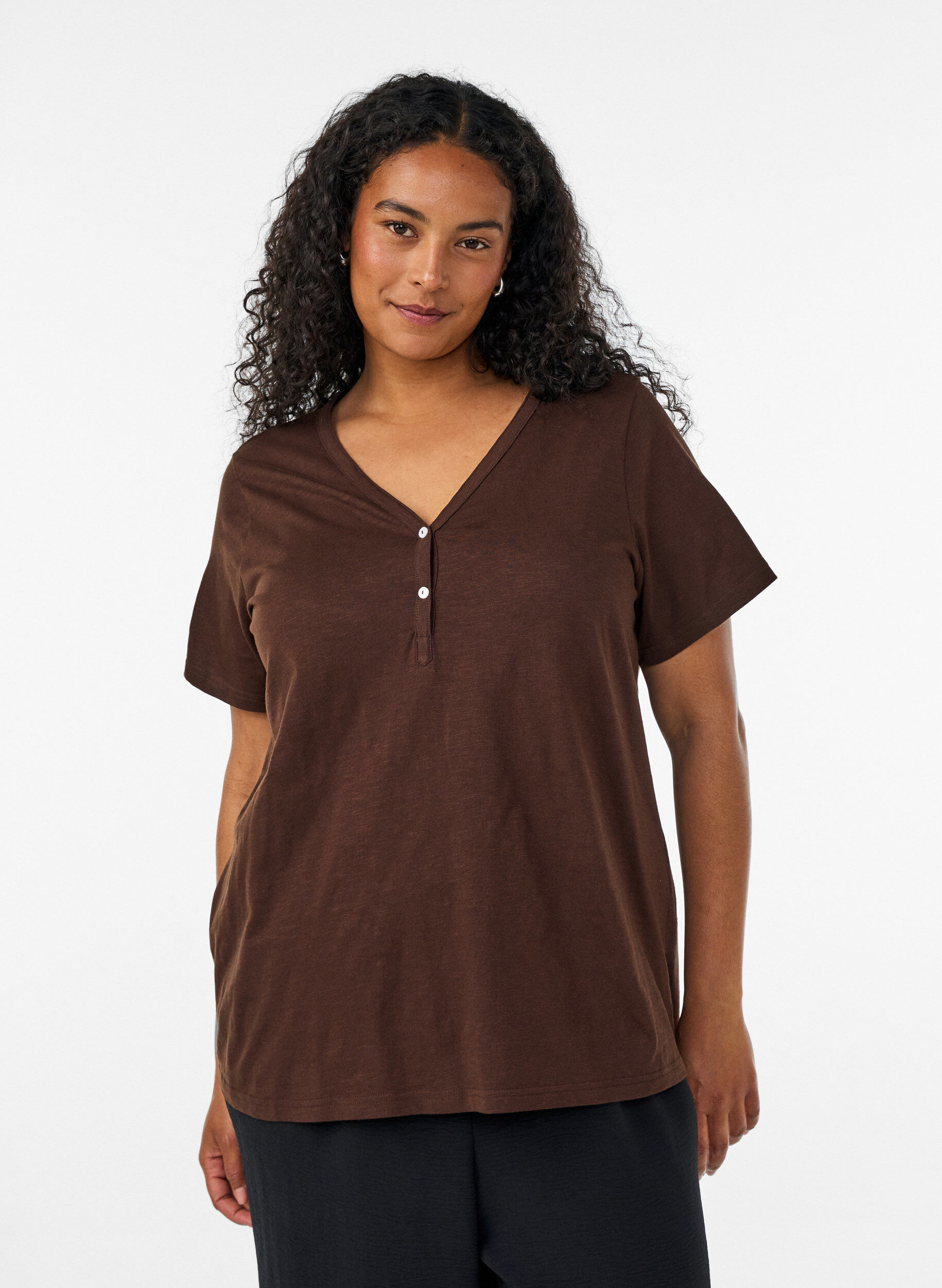 ZizziT-Shirt mit Knopfleiste, Braun, Model image number 0