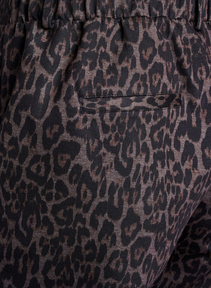 Gekürzte Hose mit Leopardenmuster, Braun, Packshot image number 3