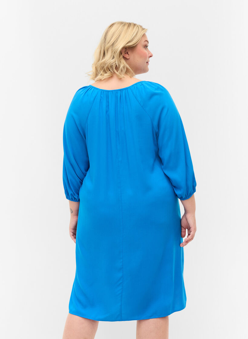 Viskosekleid mit V-Ausschnitt, Indigo Bunting, Model image number 1