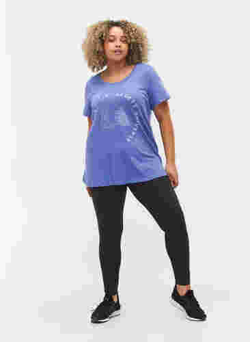 Trainings-T-Shirt mit Print, Very Peri, Model image number 2
