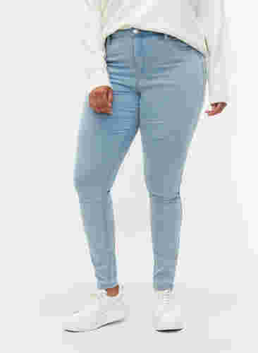 Hochtaillierte Super Slim Amy Jeans, Ex Lgt Blue, Model image number 2