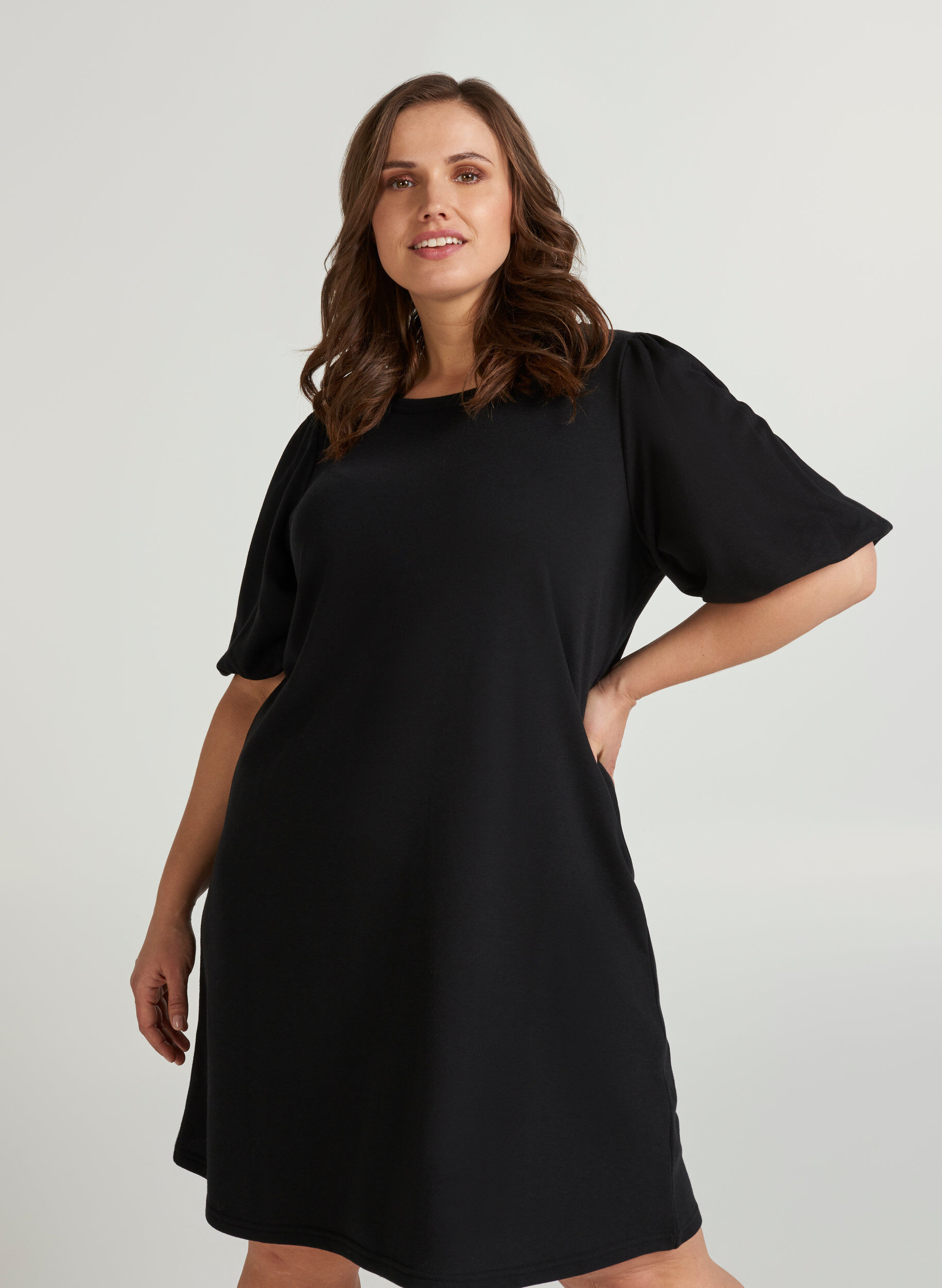Zizzi Sweatkleid, Black, Model image number 0