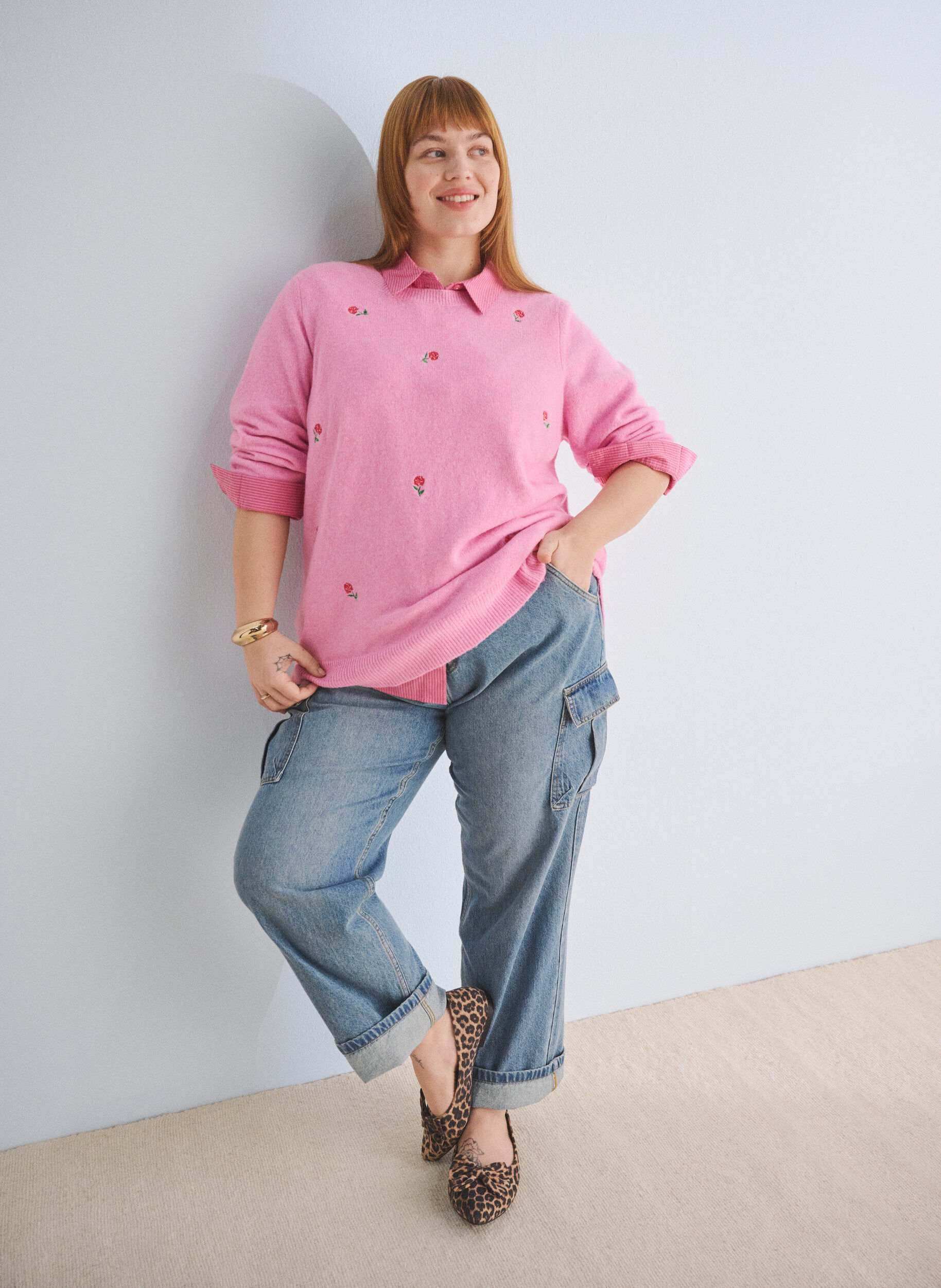 Zizzi Locker sitzende Jeans mit Cargo-Taschen, Light blue, Image image number 0