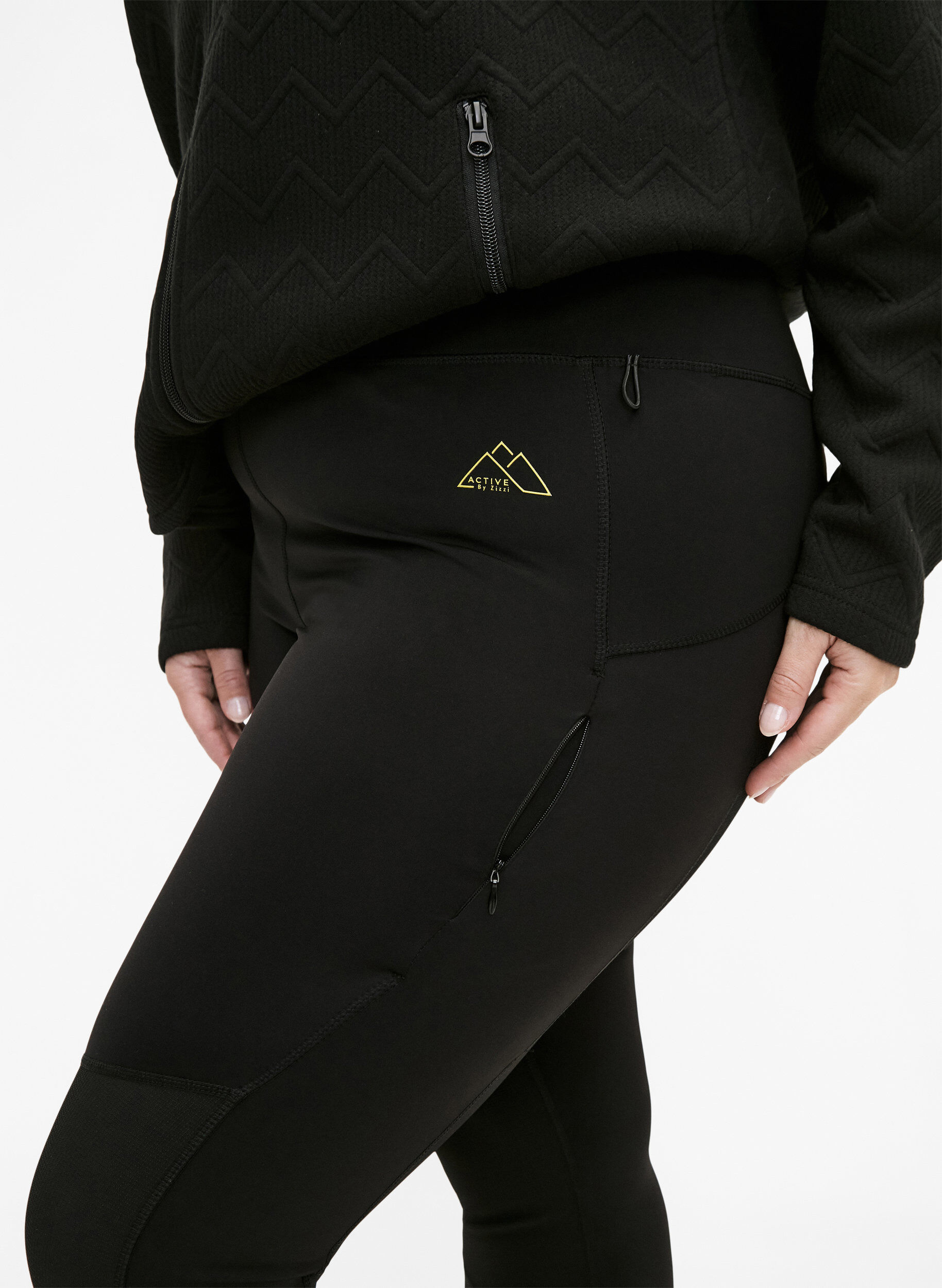 Zizzi Dehnbare und strapazierf&auml;hige Sport-Leggings mit Taschen, Black, Model image number 2