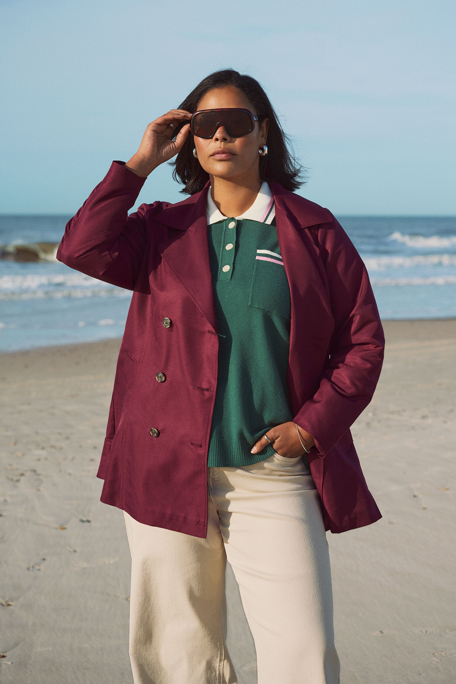 Zizzi Kurzer Trenchcoat mit G&uuml;rtel, , Model