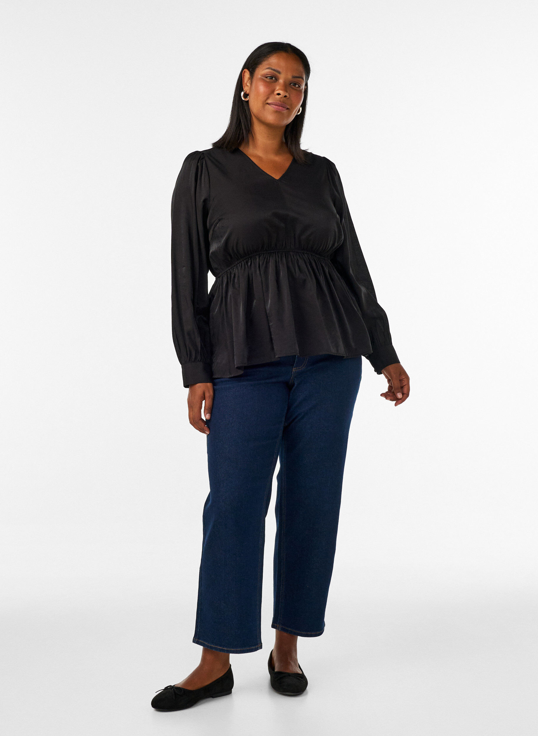 ZizziGl&auml;nzende Bluse aus Viskose mit Peplum-Effekt, Schwarz, Model image number 1