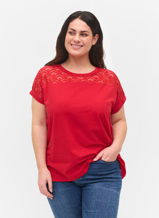 Baumwoll-T-Shirt mit Spitze und kurzen Ärmeln, Tango Red, Model image number 0