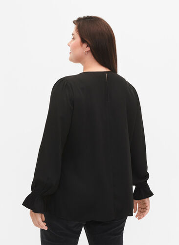 Langärmelige gesmokte Bluse, Black, Model image number 1