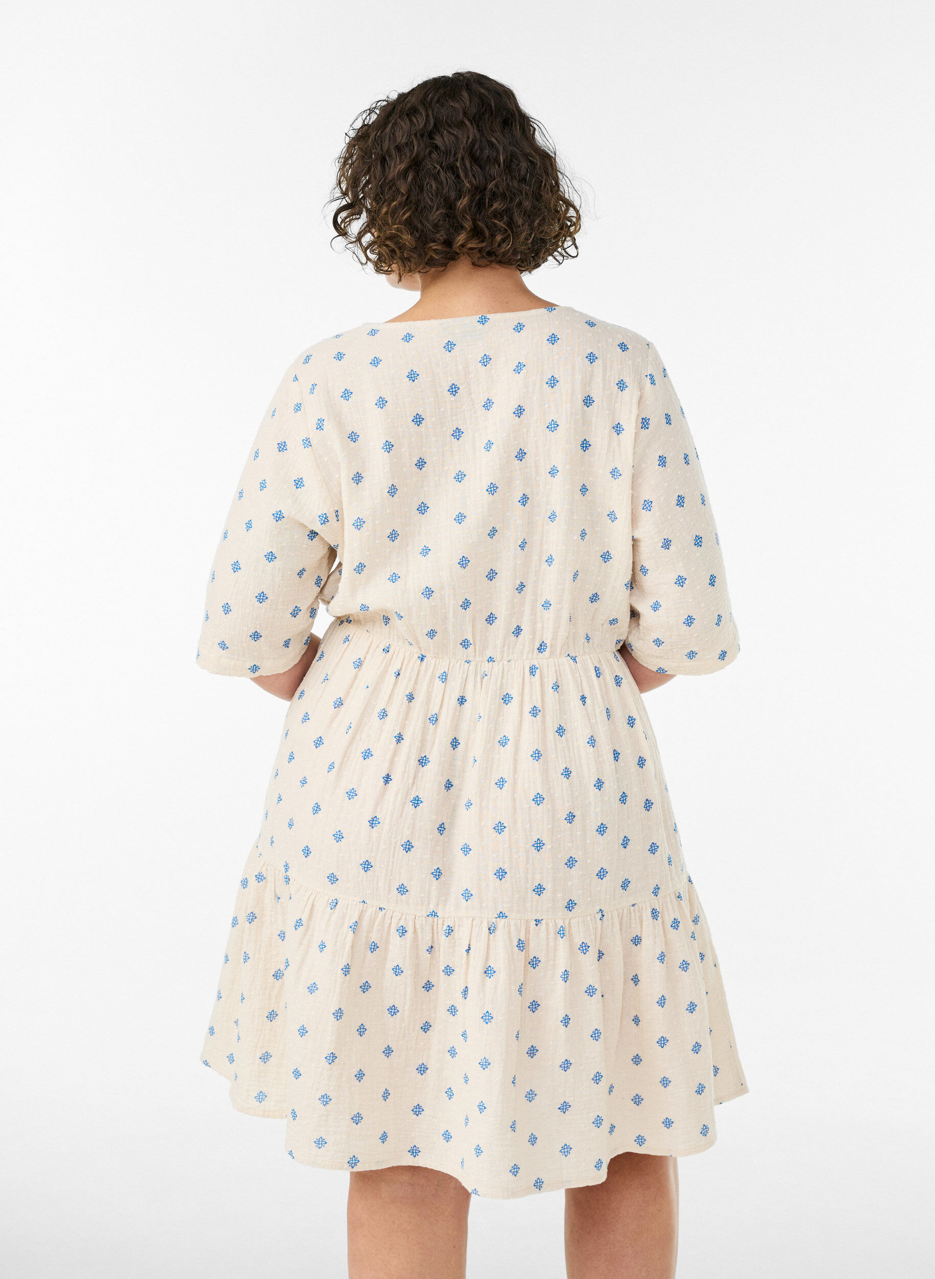 ZizziBedrucktes Kleid aus Baumwolle mit Gummizug in der Taille, Beige, Model image number 2