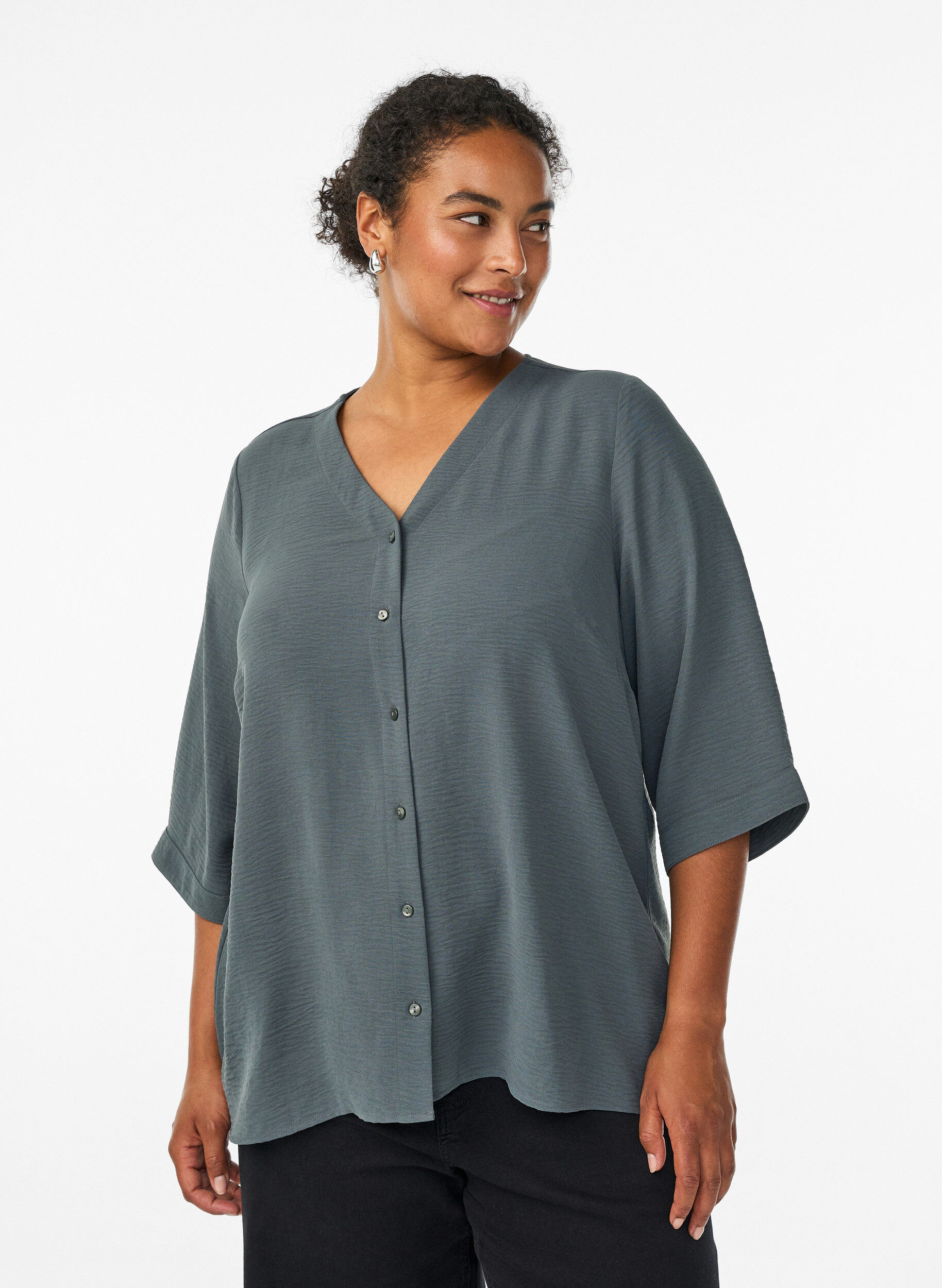 Zizzi Bluse mit V-Ausschnitt und 3/4-&Auml;rmeln, Gr&uuml;n, Model image number 0