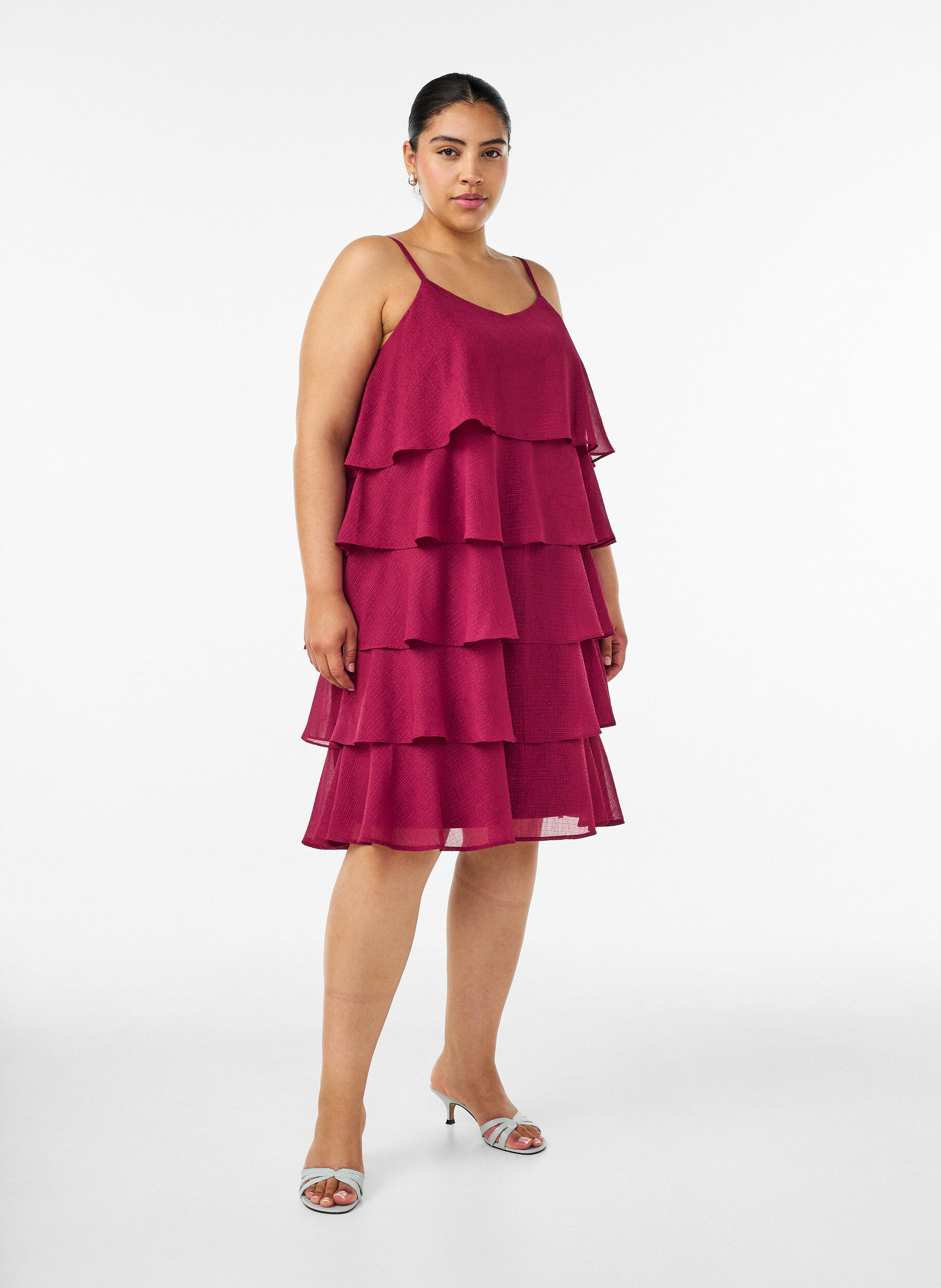 ZizziLagenkleid mit R&uuml;schen und Spaghettitr&auml;gern, Rot, Model image number 1