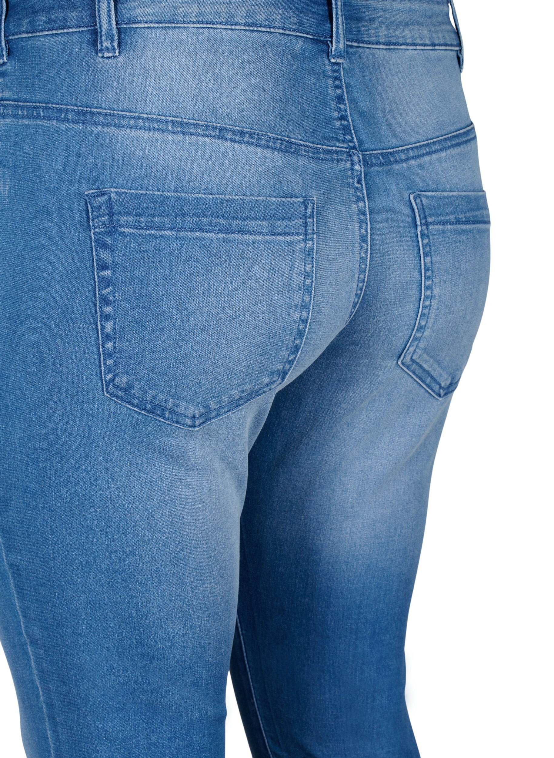 Zizzi Viona Jeans mit normaler Taille, Blau, Packshot image number 3